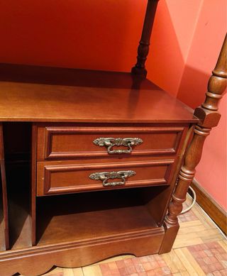 Mueble auxiliar de madera