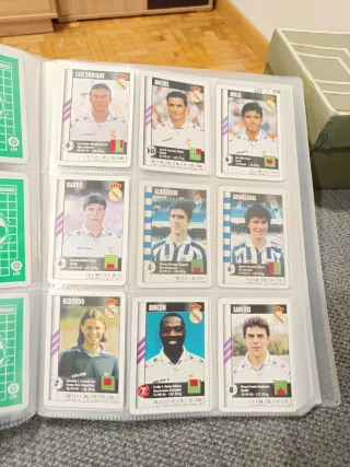 Álbum Supergol Marca con 390 cartas