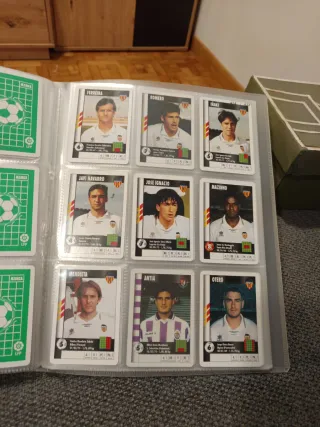 Álbum Supergol Marca con 390 cartas