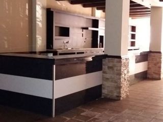 Local comercial en venta en La Granja en Zaragoza