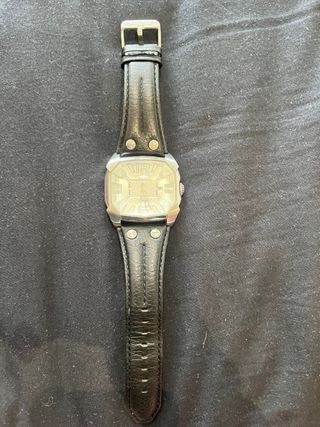 Reloj marca POLICE de acero inox