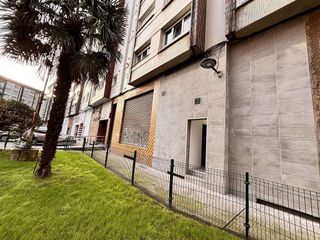 Local comercial en venta en Natahoyo en Gijón