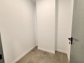 Local comercial en venta en Natahoyo en Gijón