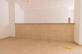 Local comercial en venta en El Pilar en Villarreal