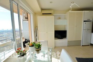 Piso en venta en Ensanche - Diputación en Alicante