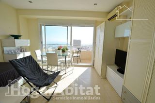 Piso en venta en Ensanche - Diputación en Alicante