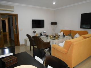 Edificio en venta en Morón de la Frontera