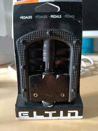 Pedales de plataforma plegables