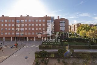Piso en venta en Espartales en Alcalá de Henares