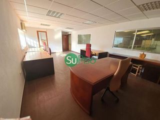 Nave industrial en venta en Ugena