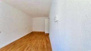 Piso en venta en Parque Victoria Eugenia en Málaga