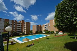Piso en venta en Parque de la Paloma en Benalmádena