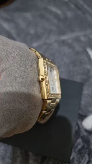 Reloj Guess Dorado Mujer