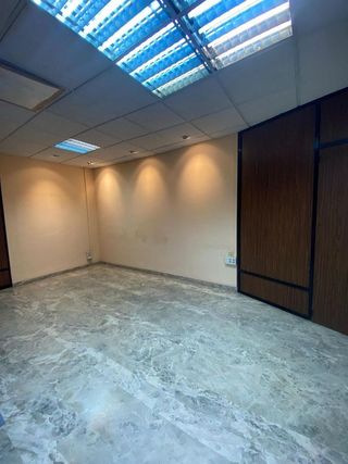 Oficina en venta en La Llum en Valencia
