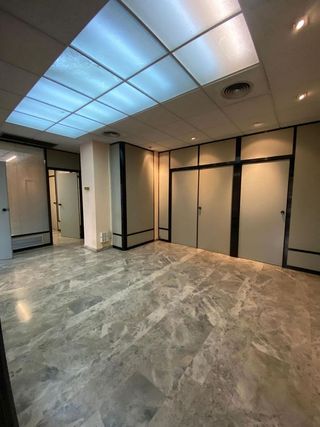 Oficina en venta en La Llum en Valencia