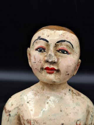 Antigua Figura votiva en madera de Mandalay