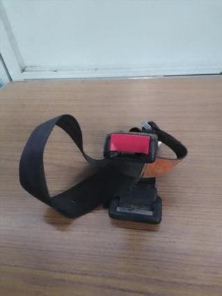 Cinturon seguridad trasero izquierdo Seat