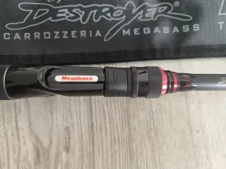 Megabass Black Jungle Super Red Demon