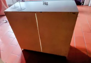 Cassettiera bianca 3 cassetti con pomelli colorati