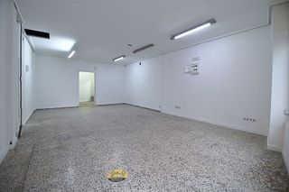 Local comercial en venta en Natahoyo en Gijón