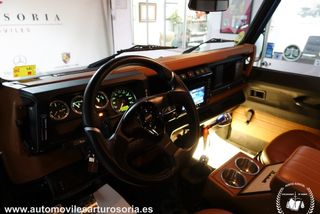 Land Rover Defender 90 2.5TD5 SW SE