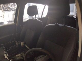 1783257 renault no tiene referencia válvula clio