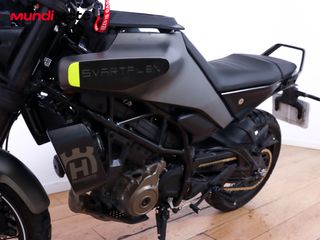 HUSQVARNA SVARTPILEN 125 ABS