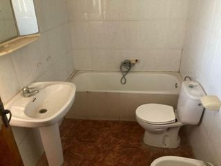 Edificio en venta en Moncófar pueblo en Moncofa