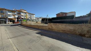 Terreno en venta en Zubia (La)