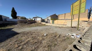 Terreno en venta en Zubia (La)