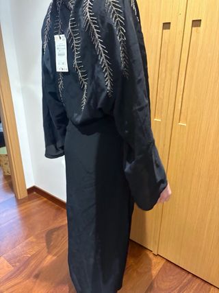 Vestido fiesta Zara negro abalorios