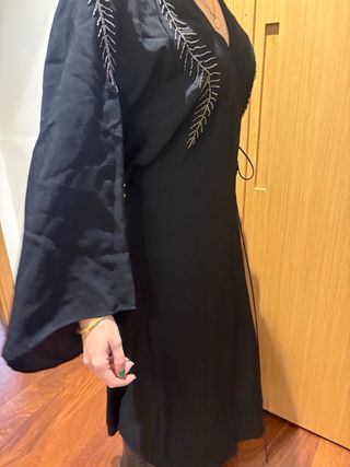 Vestido fiesta Zara negro abalorios