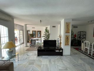 Piso en venta en Nagüeles Alto en Marbella