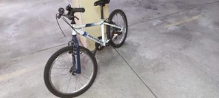 Bicicleta infantil Rockrider ST 100