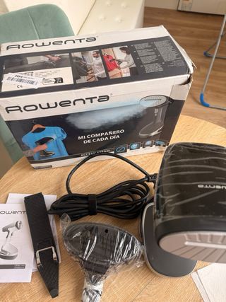 Plancha Vertical Rowenta 1600W