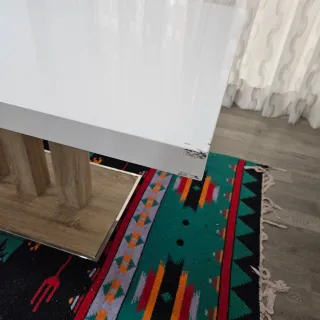 Mesa de comedor blanca rectangular