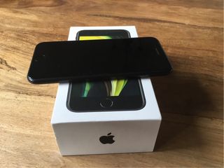 iPhone SE