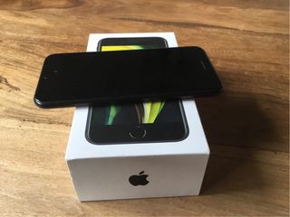 iPhone SE
