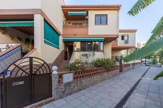 Casa adosada en venta en Salobreña