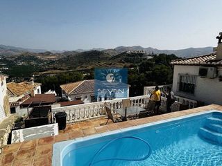 Chalet en venta en Velilla-Taramay en Almuñécar