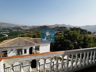 Chalet en venta en Velilla-Taramay en Almuñécar