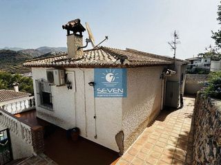 Chalet en venta en Velilla-Taramay en Almuñécar