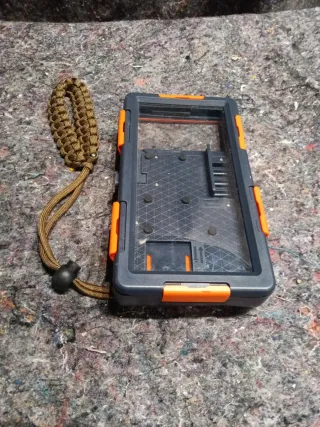 Funda móvil impermeable con cordón