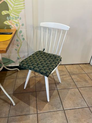 Sillas de madera blancas estilo Windsor 40 ud