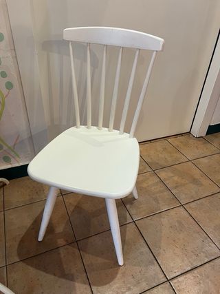 Sillas de madera blancas estilo Windsor 40 ud