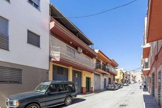 Casa adosada en venta en Motril pueblo en Motril