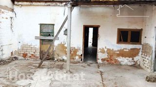 Chalet en venta en Alginet