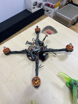 Drones FPV Negro y Verde