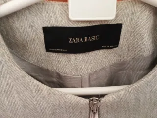 Americana gris Zara cremallera bolsillos