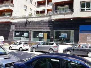 Local comercial en alquiler en El Parque - Zapatón en Torrelavega